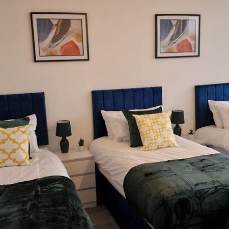 1 Bedroom Apartment - Flitwick - Contractor Friendly - Tourist Ready - Full Kitchen - Wifi - Smart Tv - Sofa Bed - Free Parking - Ideal For Short Or Long Stays Exterior foto